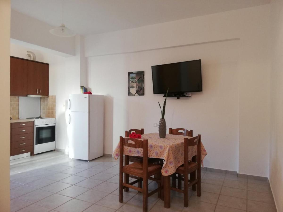 פראנגוקאסטלון Melissa Apartments מראה חיצוני תמונה